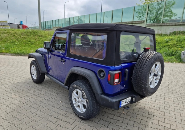 Jeep Wrangler cena 124000 przebieg: 69000, rok produkcji 2018 z Gdańsk małe 137